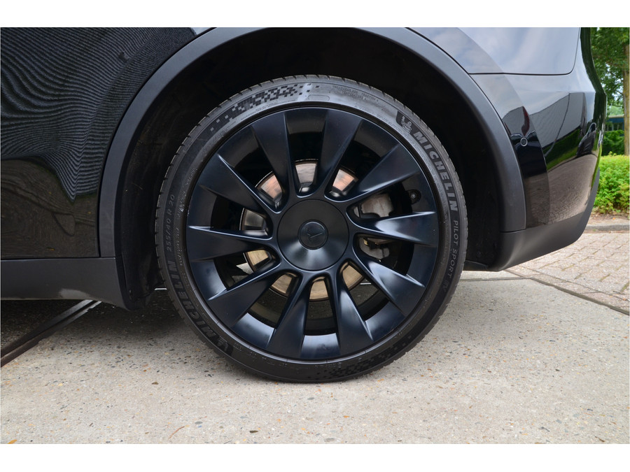 Tesla Model Y Long Range AWD 75 kWh