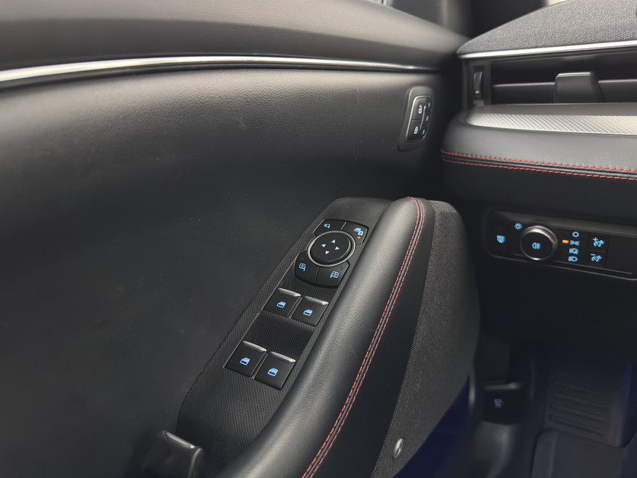 Ford Mustang Mach-E Extended First Edition AWD 98 kWh [3-Fase-11kW]
