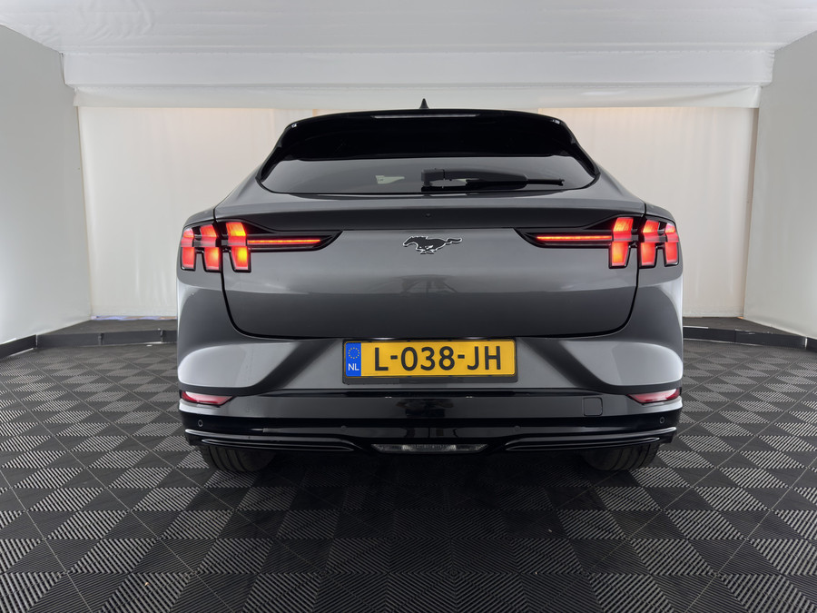 Ford Mustang Mach-E Extended First Edition AWD 98 kWh [3-Fase-11kW]