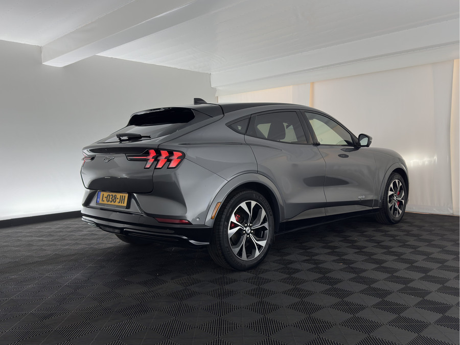 Ford Mustang Mach-E Extended First Edition AWD 98 kWh [3-Fase-11kW]