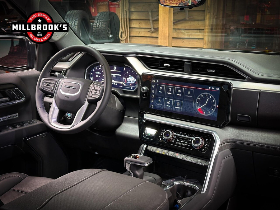 GMC Sierra Denali 6.2L V8