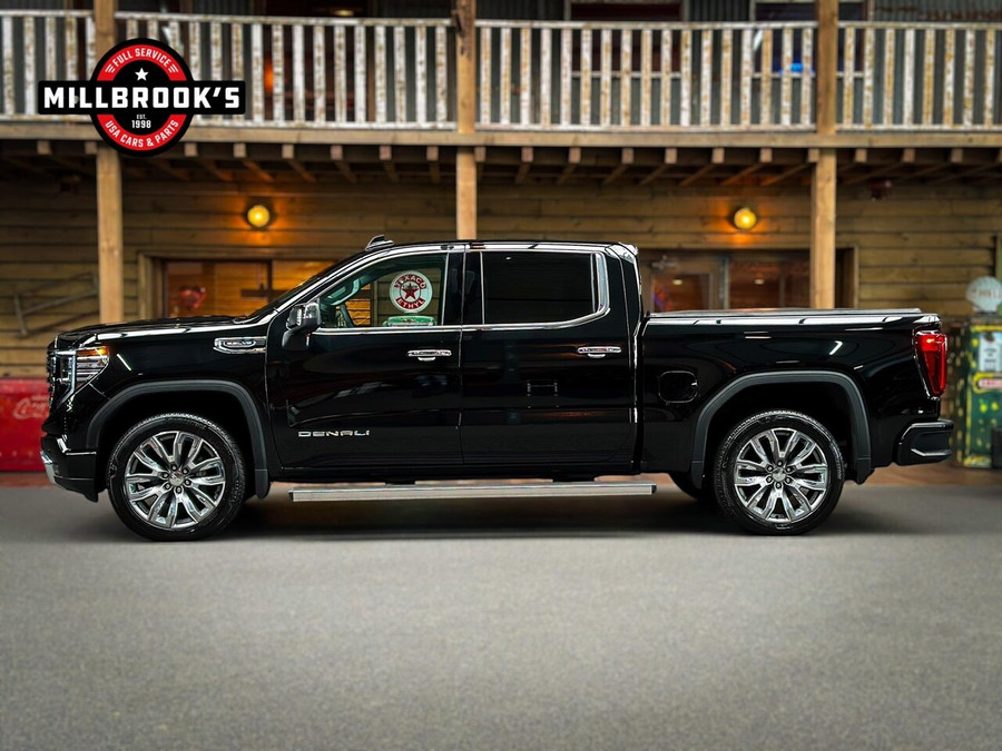 GMC Sierra Denali 6.2L V8