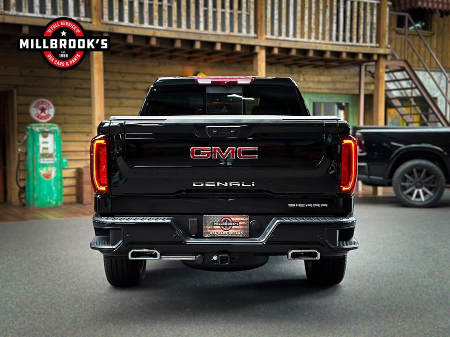 GMC Sierra Denali 6.2L V8