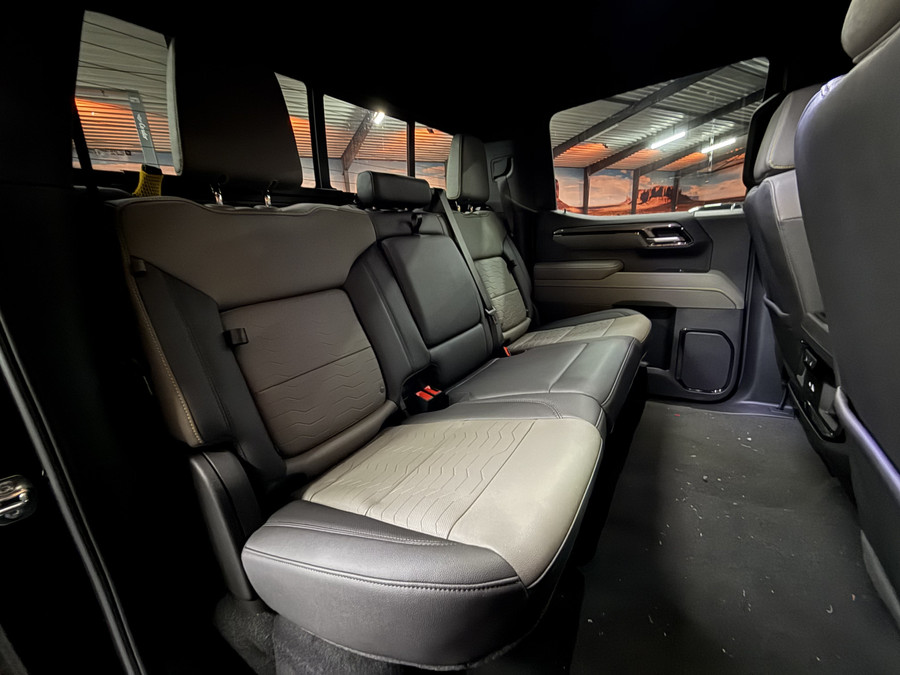 Chevrolet Silverado ZR2