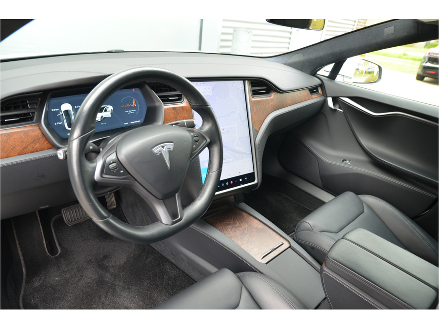Tesla Model S Long Range