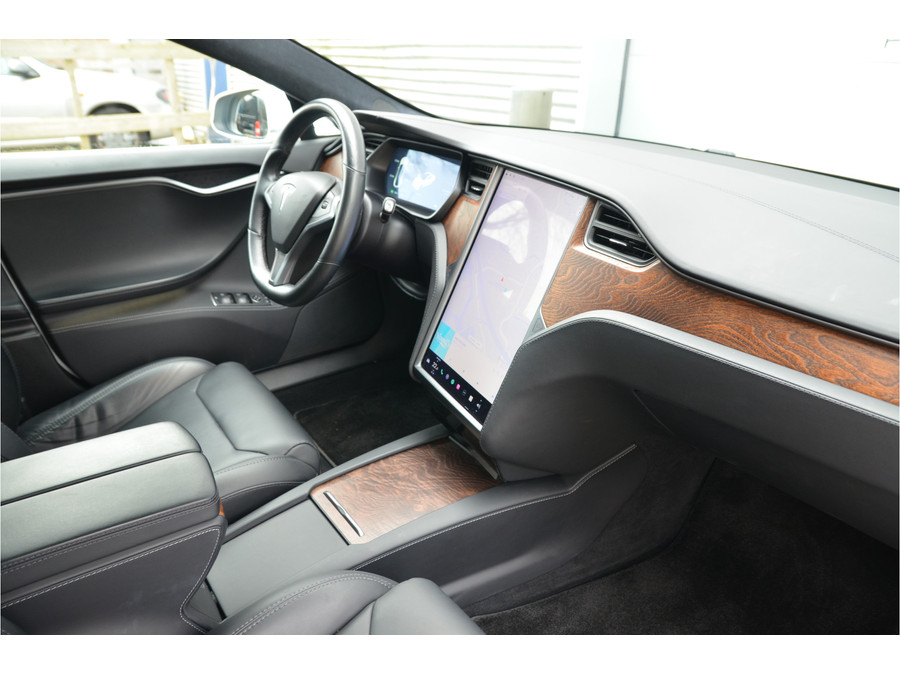 Tesla Model S Long Range
