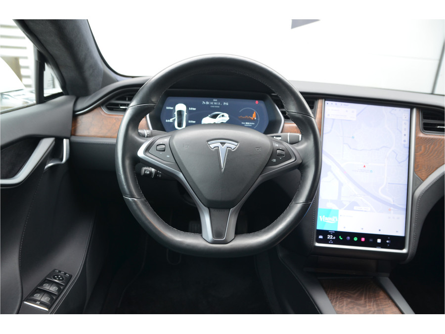Tesla Model S Long Range