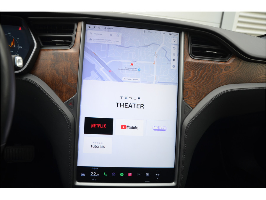 Tesla Model S Long Range