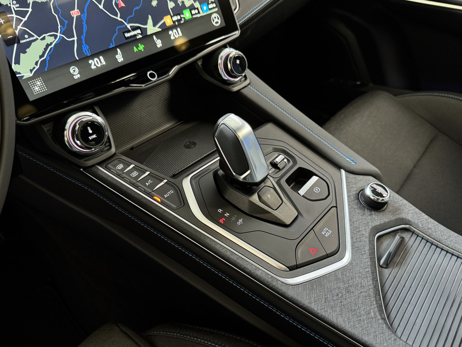 Lynk & Co 01 ✅1.5 261 PK NIEUWE AUTO ✅ 2025 / STOEL VERW. 1.5 261 PK ZWARTE HEMEL 360CAM