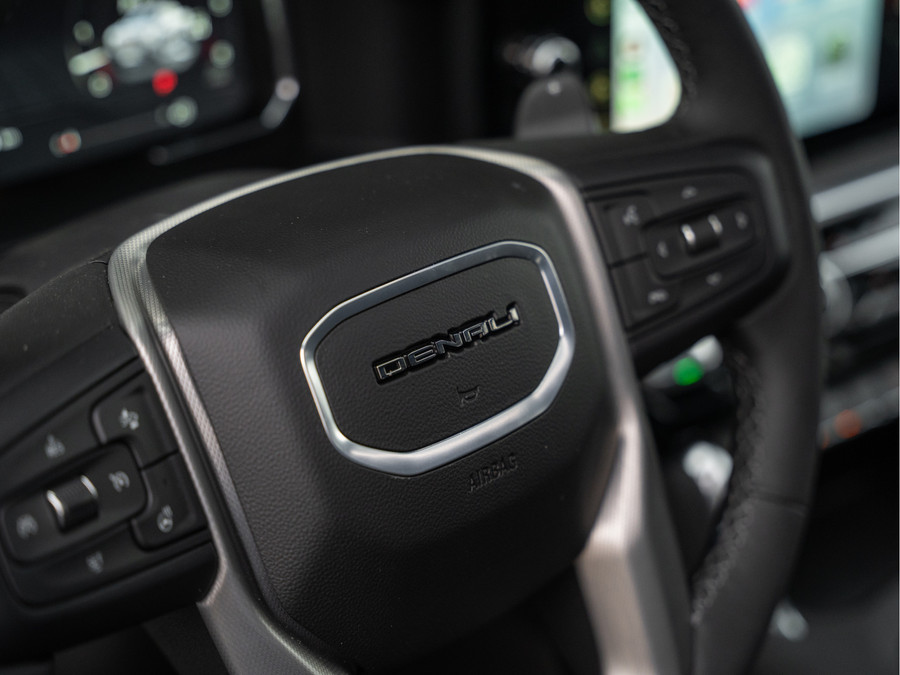 GMC Sierra 1500 Denali
