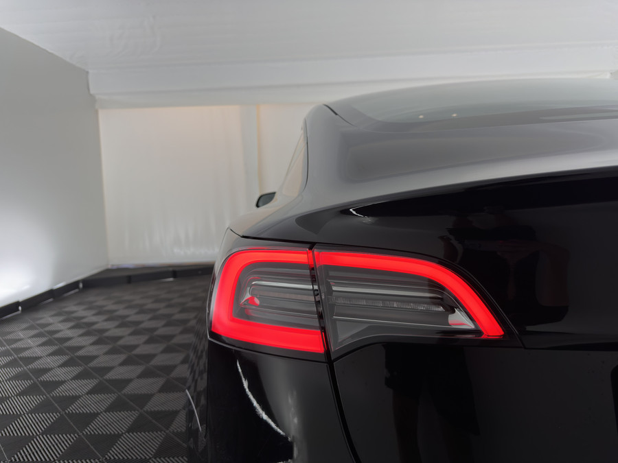 Tesla Model 3 Standard RWD Plus 60 kWh [3-Fase-11kW]