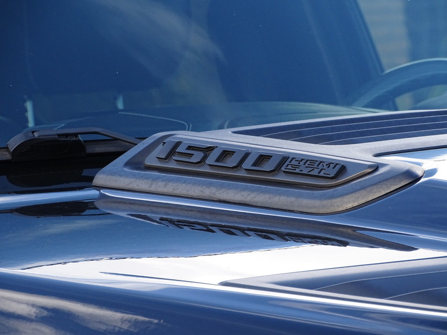 Dodge RAM 1500 5.7 V8 4x4 Crew Cab Limited