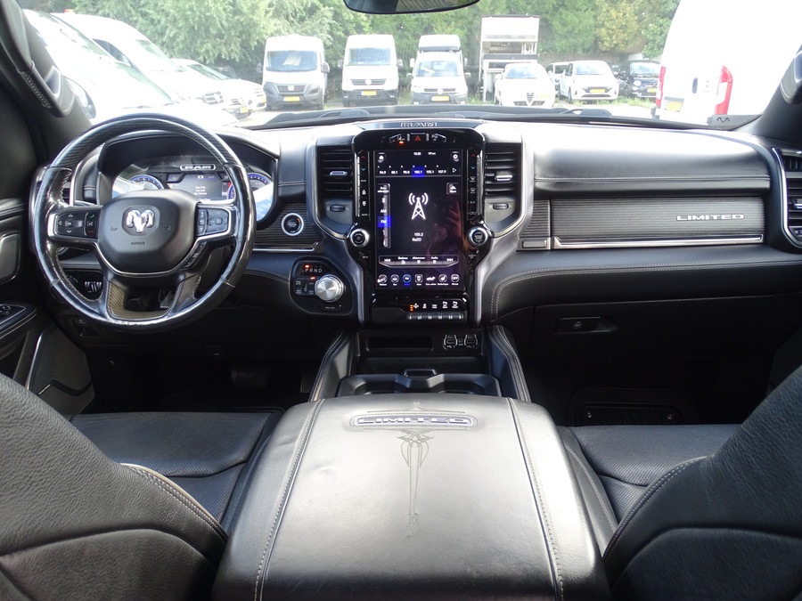 Dodge RAM 1500 5.7 V8 4x4 Crew Cab Limited