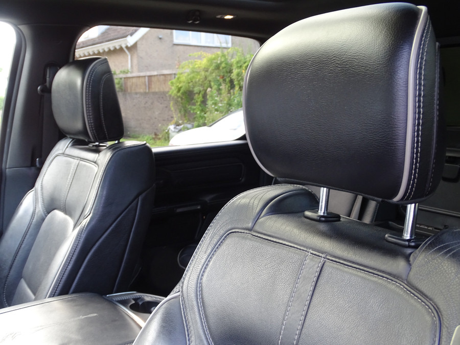 Dodge RAM 1500 5.7 V8 4x4 Crew Cab Limited