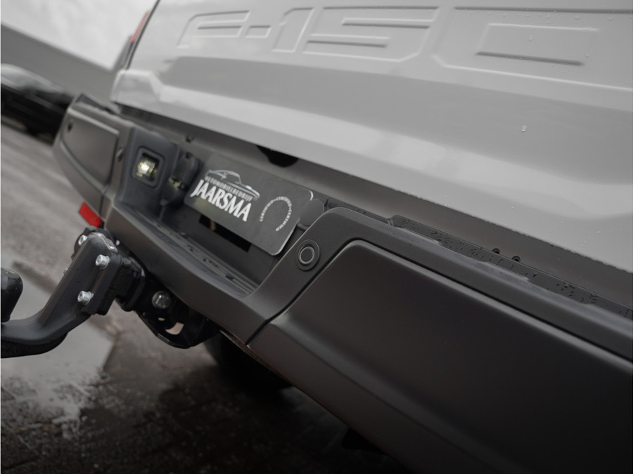 Ford F-150 Lightning PRO