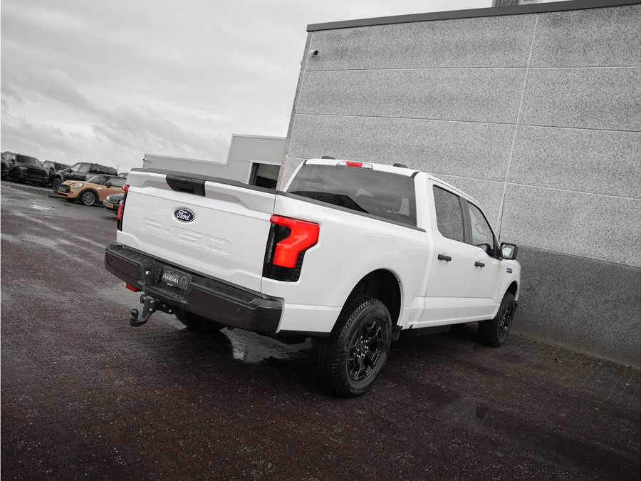 Ford F-150 Lightning PRO