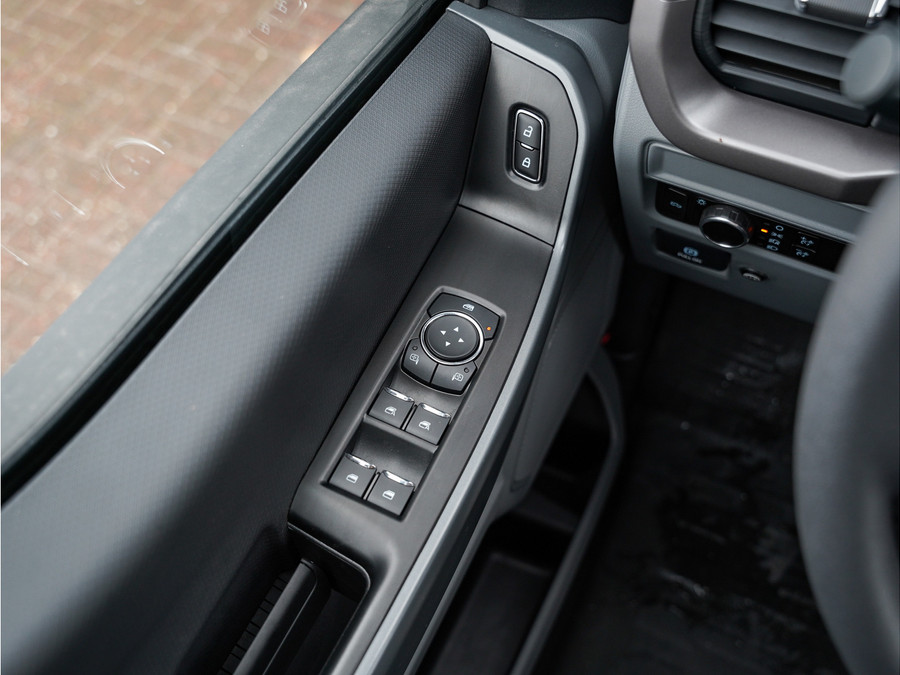 Ford F-150 Lightning PRO