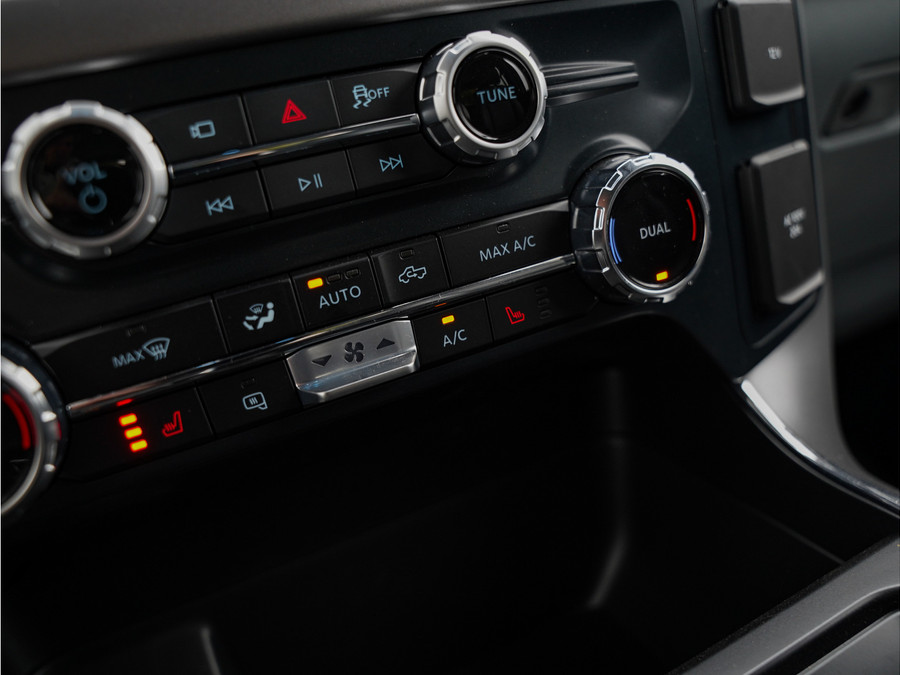 Ford F-150 Lightning PRO