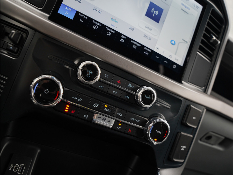 Ford F-150 Lightning PRO
