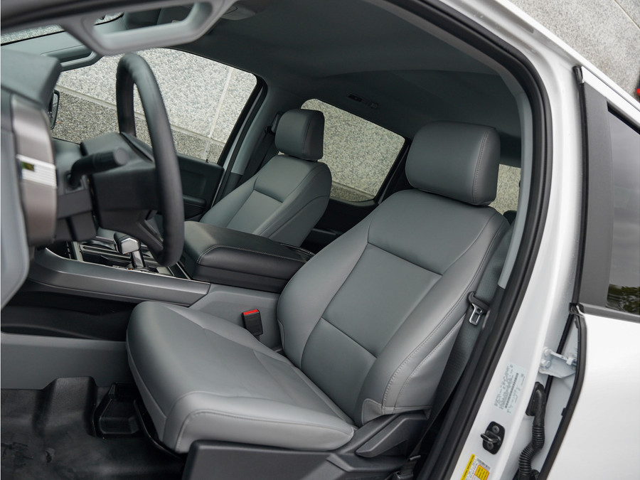 Ford F-150 Lightning PRO