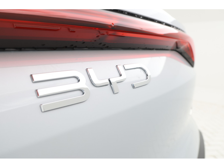 BYD ATTO 2 1.5 DM-i Active