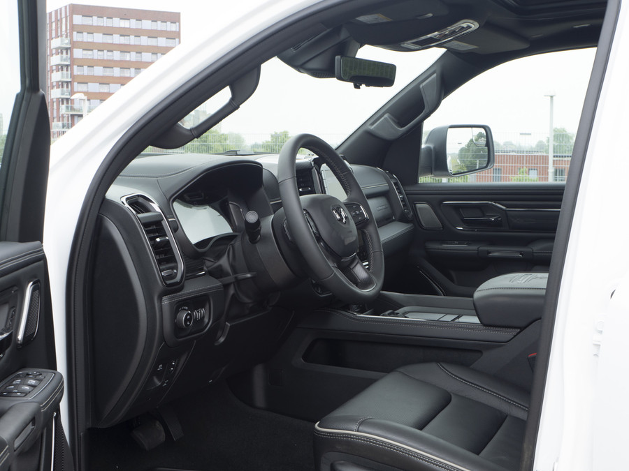 Dodge RAM 1500 | Limited | 5.7L HEMI | 4X4