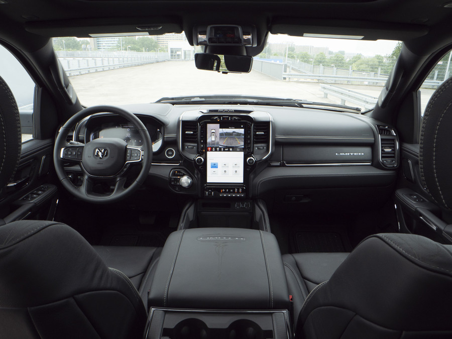 Dodge RAM 1500 | Limited | 5.7L HEMI | 4X4