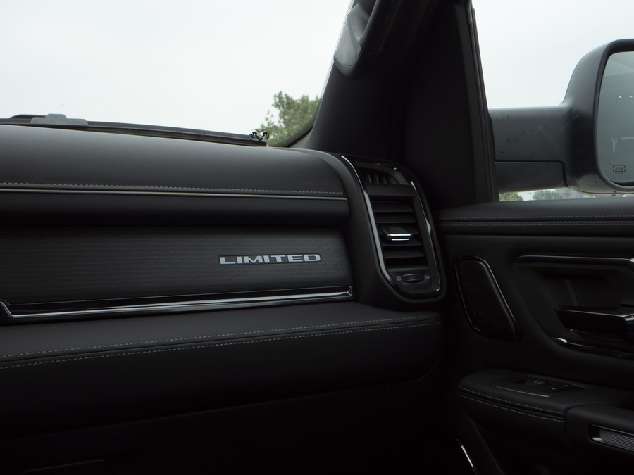 Dodge RAM 1500 | Limited | 5.7L HEMI | 4X4