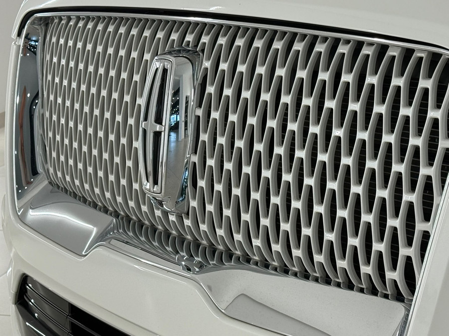 Lincoln Navigator Reserve FULL SPEC. NL KENT.