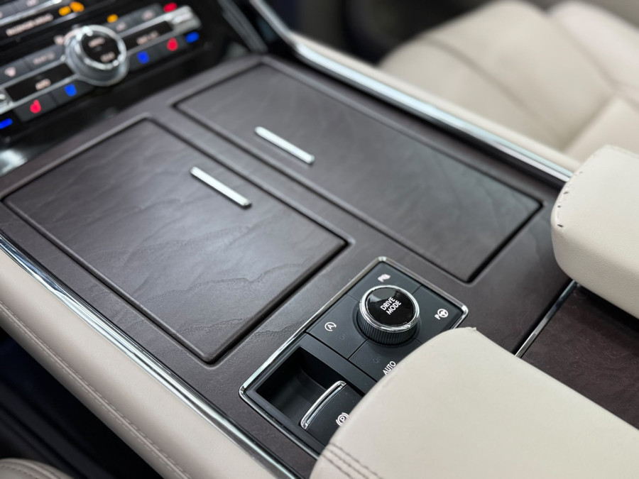 Lincoln Navigator Reserve FULL SPEC. NL KENT.