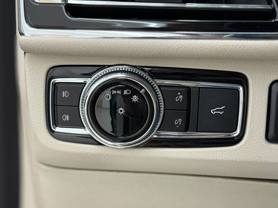 Lincoln Navigator Reserve FULL SPEC. NL KENT.