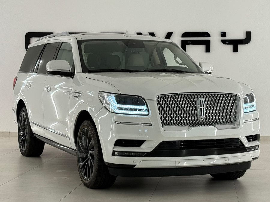 Lincoln Navigator Reserve FULL SPEC. NL KENT.
