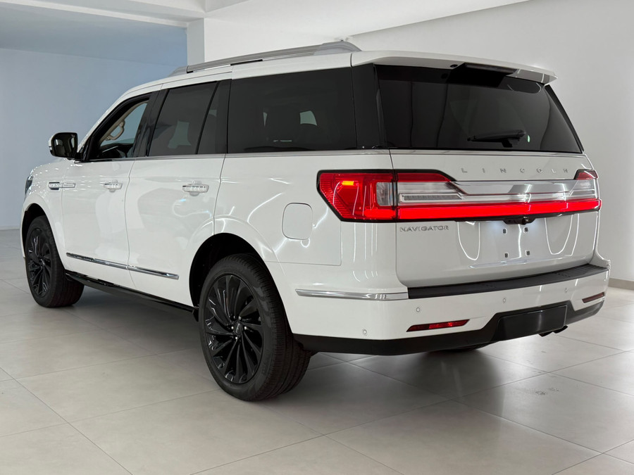 Lincoln Navigator Reserve FULL SPEC. NL KENT.