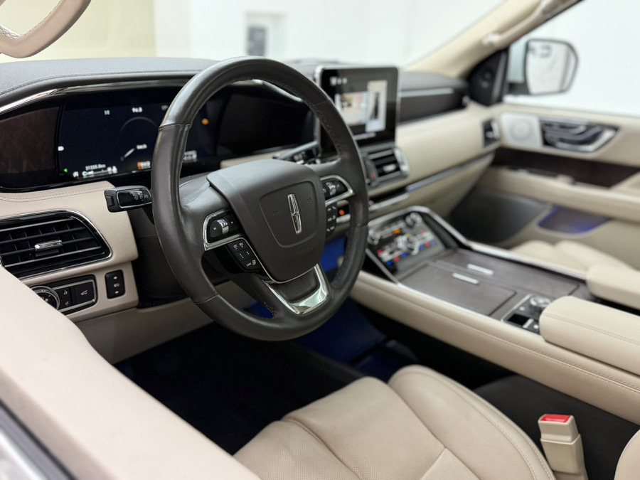 Lincoln Navigator Reserve FULL SPEC. NL KENT.