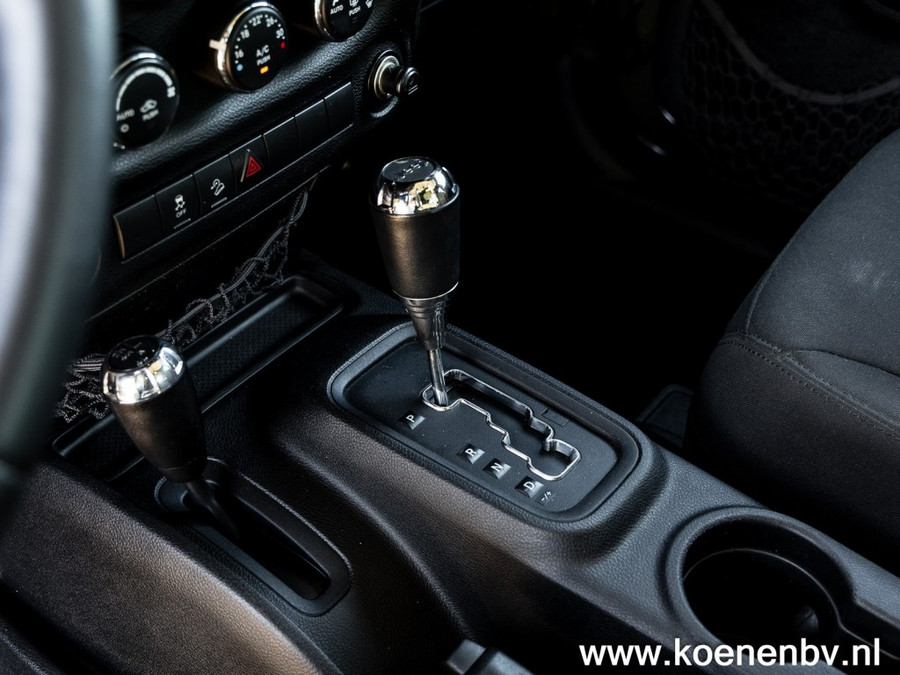 Jeep Wrangler 3.6 V6 4x4 Automaat Sport CLIMA / GOOGLE INFOT. / ZEER NETJES!