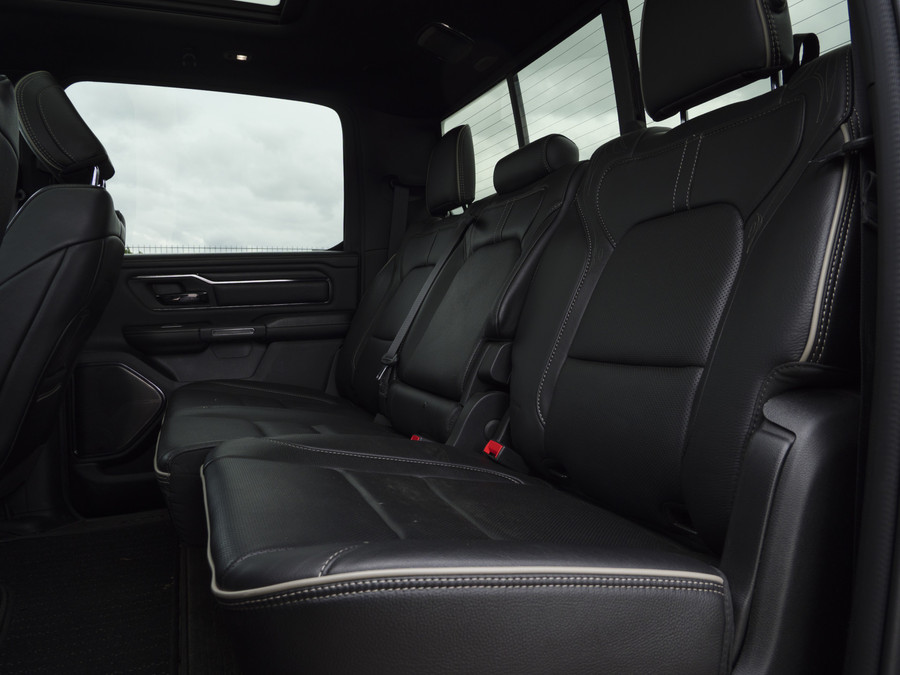 Dodge RAM 1500 | Limited | 5.7 V8 | 4x4 | Crew Cab |