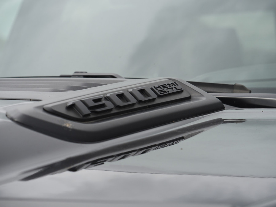 Dodge RAM 1500 | Limited | 5.7 V8 | 4x4 | Crew Cab |