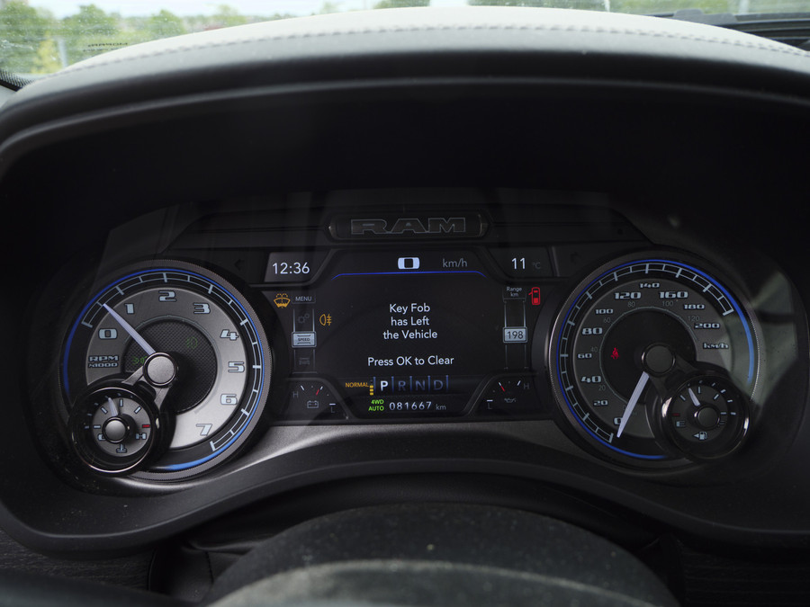 Dodge RAM 1500 | Limited | 5.7 V8 | 4x4 | Crew Cab |