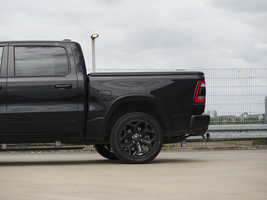 Dodge RAM 1500 | Limited | 5.7 V8 | 4x4 | Crew Cab |