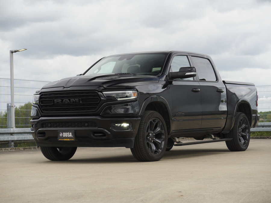 Dodge RAM 1500 | Limited | 5.7 V8 | 4x4 | Crew Cab |