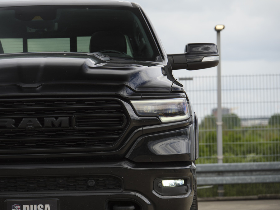 Dodge RAM 1500 | Limited | 5.7 V8 | 4x4 | Crew Cab |
