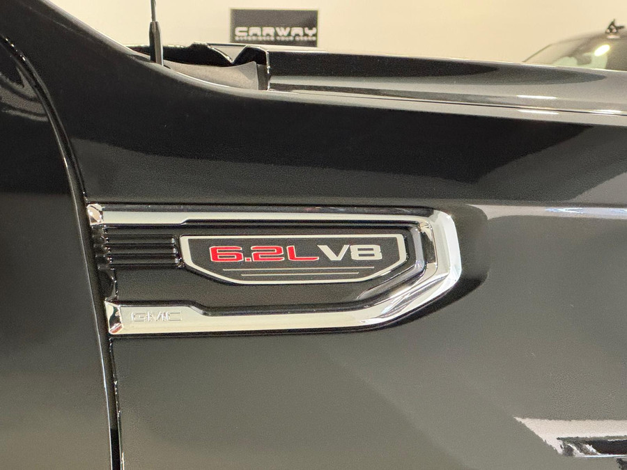 GMC Sierra Denali 6.2 V8