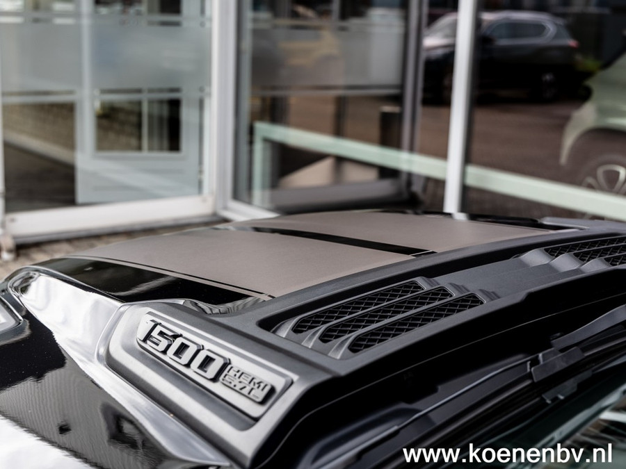 Dodge RAM Pickup 5.7 V8 4x4 Aut. Laramie Sport Automaat LPG G3/ PANO/ LEER/ LPG/NIGHT STRIPING