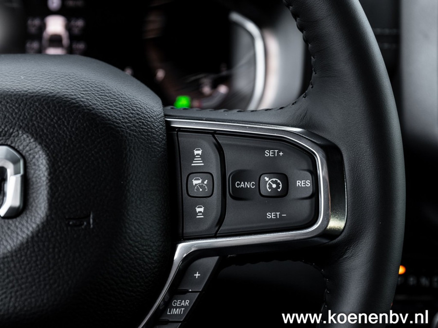 Dodge RAM Pickup 5.7 V8 4x4 Aut. Laramie Sport Automaat LPG G3/ PANO/ LEER/ LPG/NIGHT STRIPING