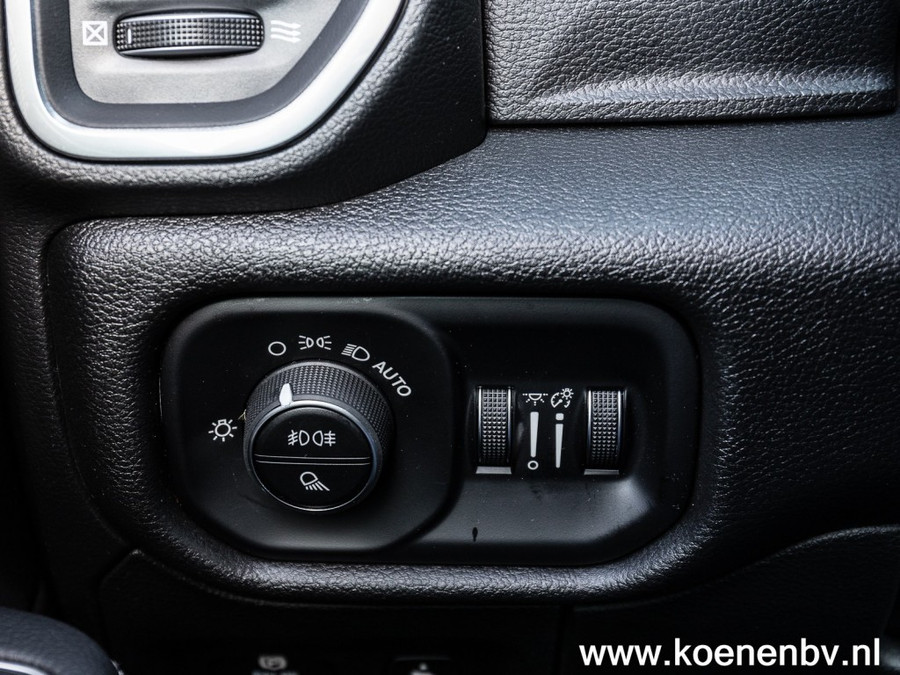 Dodge RAM Pickup 5.7 V8 4x4 Aut. Laramie Sport Automaat LPG G3/ PANO/ LEER/ LPG/NIGHT STRIPING