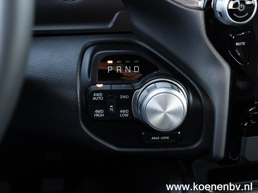 Dodge RAM Pickup 5.7 V8 4x4 Aut. Laramie Sport Automaat LPG G3/ PANO/ LEER/ LPG/NIGHT STRIPING