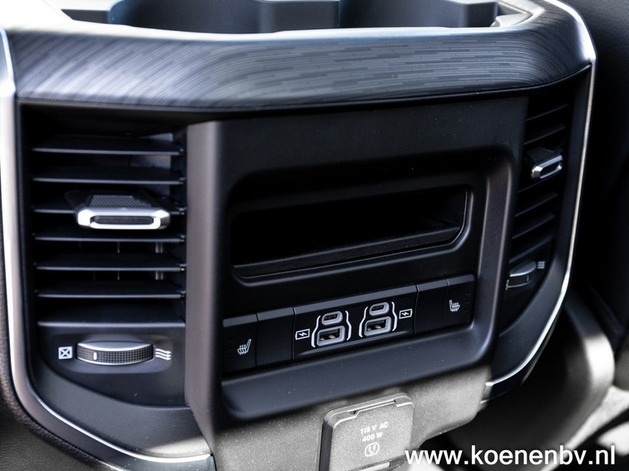 Dodge RAM Pickup 5.7 V8 4x4 Aut. Laramie Sport Automaat LPG G3/ PANO/ LEER/ LPG/NIGHT STRIPING