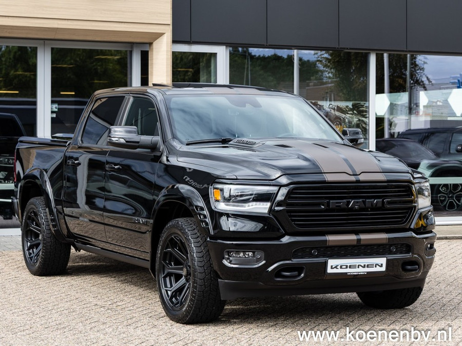 Dodge RAM Pickup 5.7 V8 4x4 Aut. Laramie Sport Automaat LPG G3/ PANO/ LEER/ LPG/NIGHT STRIPING