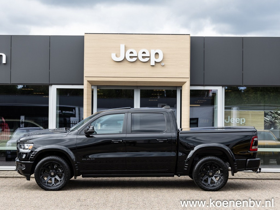Dodge RAM Pickup 5.7 V8 4x4 Aut. Laramie Sport Automaat LPG G3/ PANO/ LEER/ LPG/NIGHT STRIPING