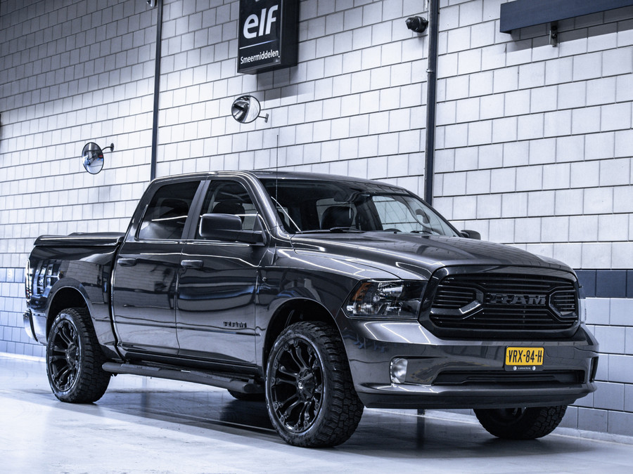 Dodge Ram 1500 SLT Classic | 6 Persoons| 5.7L Hemi V8